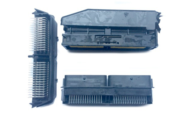 Car ECU 28 pin connector 